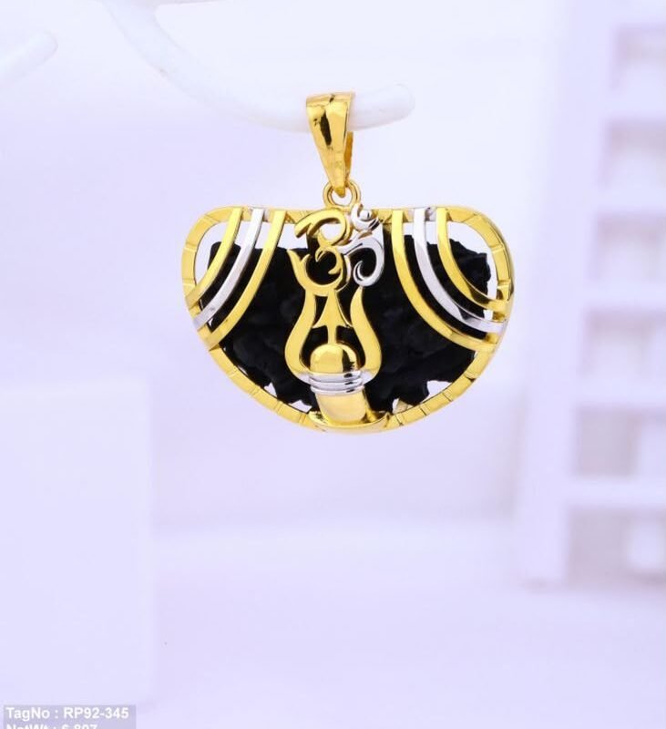 22KT Gold Om Shivling Designer Pendant
